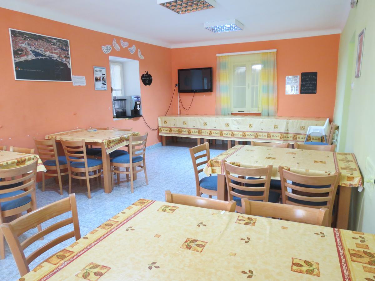 Hi Hostel Вели-Лошинь Экстерьер фото