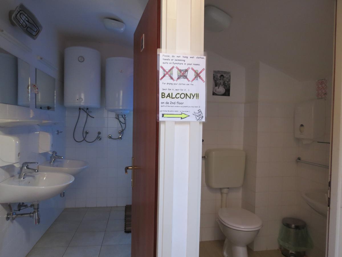 Hi Hostel Вели-Лошинь Экстерьер фото